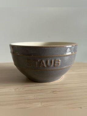 BRAND NEW Staub Ceramic Bowl - Grey